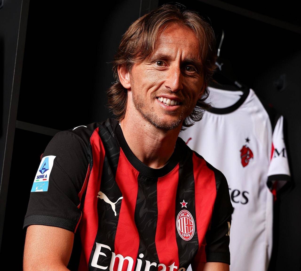 山西男篮13分力克广东，徐杰25+5+11奎因首秀27+8，张皓嘉表现灾难