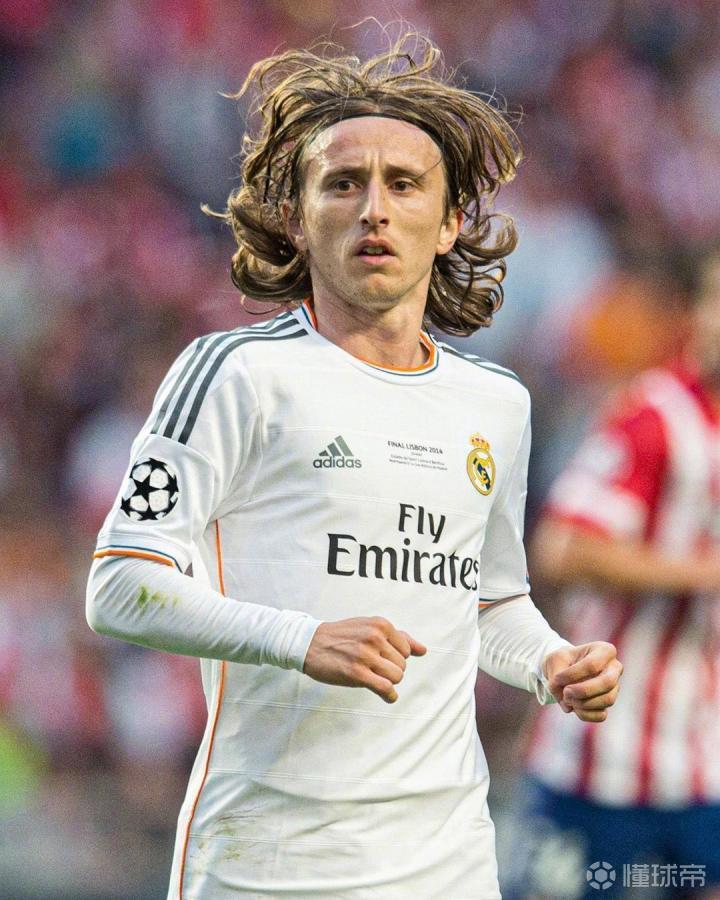 勇士官宣与马勒维·莱昂斯签下双向合同，并裁掉次轮秀图希