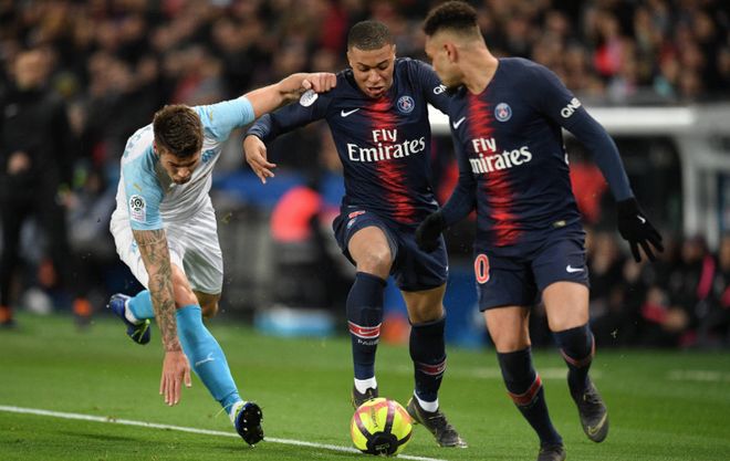 土媒：费内巴切与瑟尔洛特达成协议，合同期限3年半+年薪1200万欧（土媒称费内巴切与瑟尔洛特达成一致：3年半合约，年薪1200万欧元）