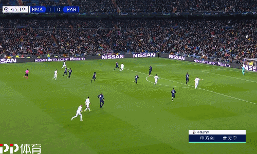 伯尔尼主帅谈骚乱：维拉球员在看台下庆祝，球迷认为被挑衅了